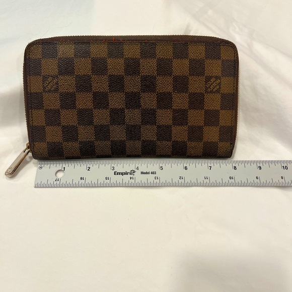 LOUIS VUITTON | Zip Around Organizer | Long Wallet Damier Ebene, Brown | Coated - Picture 15 of 16